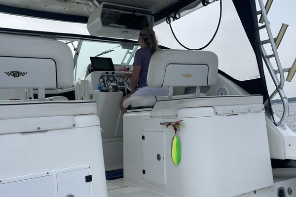 33ft Wellcraft Yacht For Sale