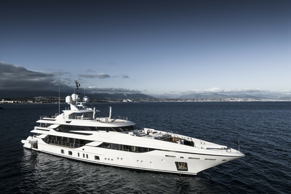 164-ft-Benetti-2016-FB 800 series-BOMBAY-Dubai United Arab Emirates yacht for sale