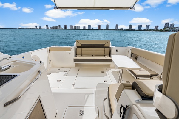 Oh Shelia 36ft Pursuit Yacht For Sale