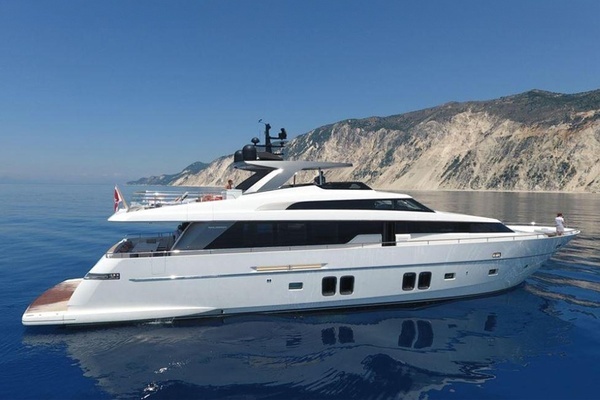 Photo of the 2016 Sanlorenzo SL96 "Muma"