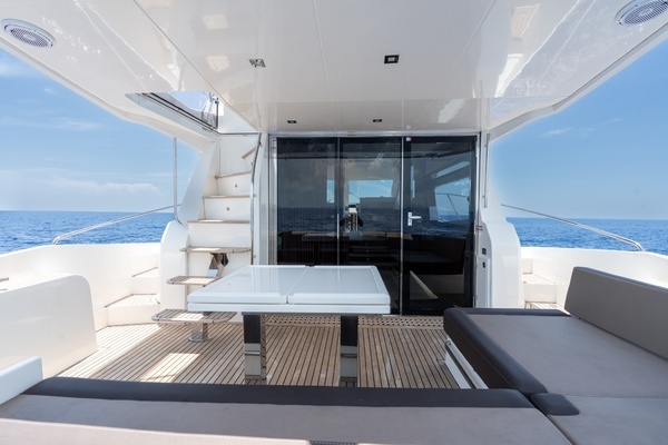 2017 Galeon 55
