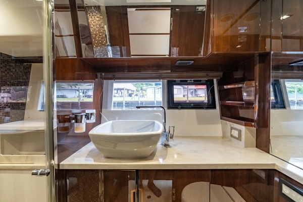 2017 Galeon 55