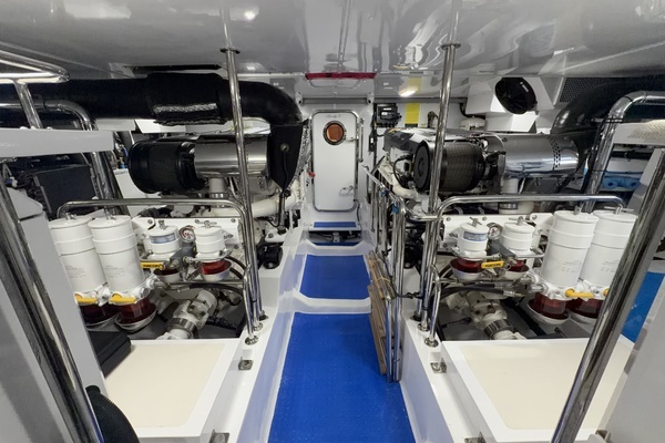 Marlow Explorer 53E Yacht For Sale