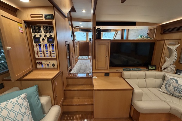 LADY V 53ft Marlow Yacht For Sale