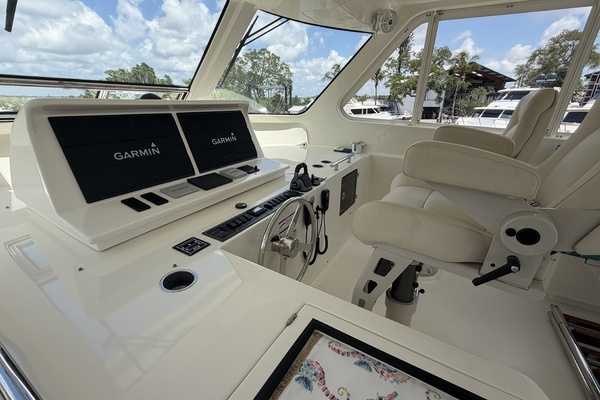 Photo of the 2025 Marlow Explorer 53E "LADY V"