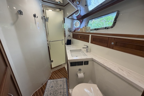 LADY V 53ft Marlow Yacht For Sale