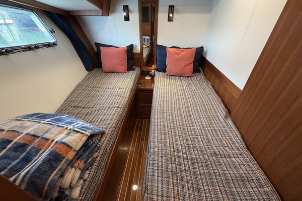 LADY V 53ft Marlow Yacht For Sale