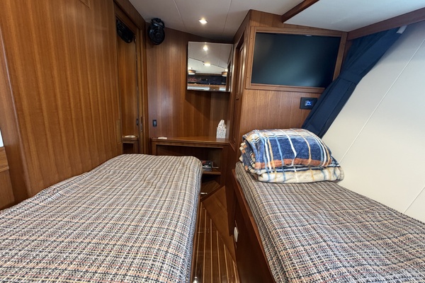 LADY V 53ft Marlow Yacht For Sale