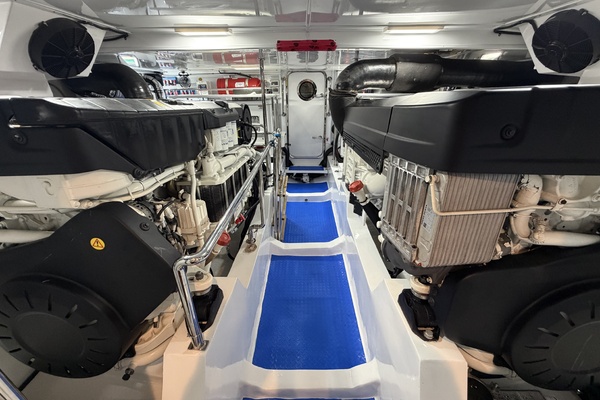 LADY V 53ft Marlow Yacht For Sale
