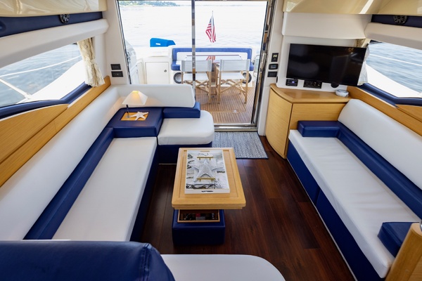 43ft Azimut Yacht For Sale