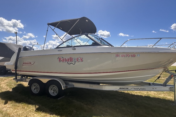 Paradocs 23ft Boston Whaler Yacht For Sale