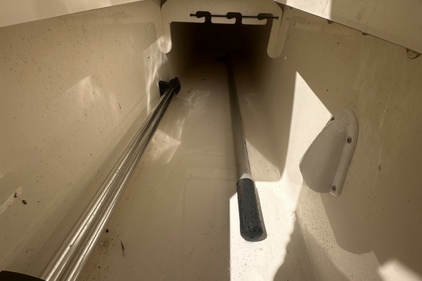Paradocs 23ft Boston Whaler Yacht For Sale