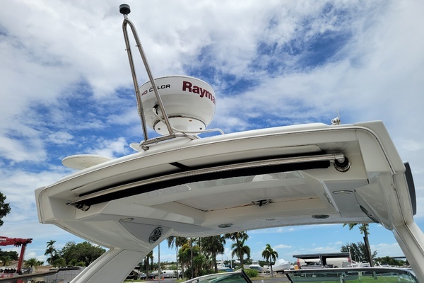 Formula 350 Crossover Bowrider Yacht For Sale
