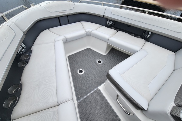 35ft Formula Yacht For Sale