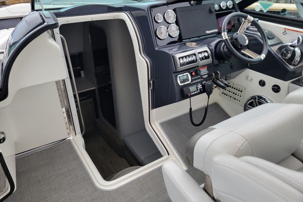 35ft Formula Yacht For Sale