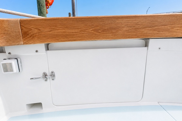 Sidejob 33ft L amp H Yacht For Sale