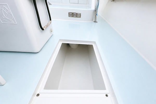 Sidejob 33ft L amp H Yacht For Sale