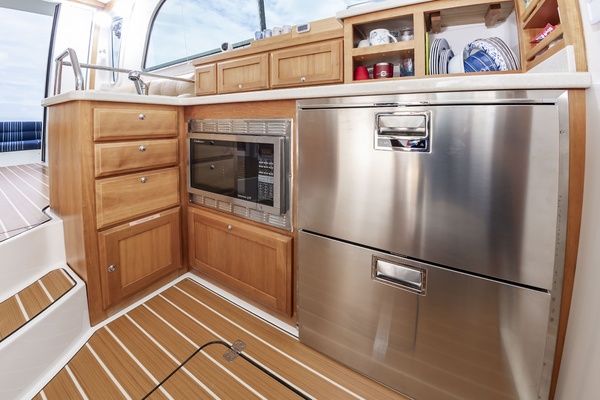 ORIENTE 37ft Back Cove Yacht For Sale