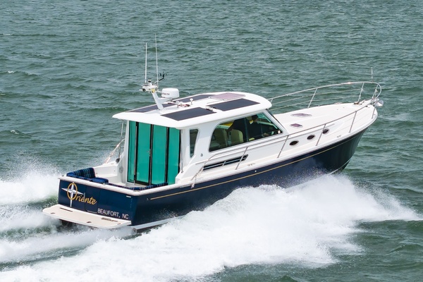 ORIENTE 37ft Back Cove Yacht For Sale