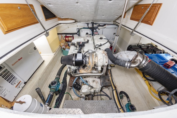 ORIENTE 37ft Back Cove Yacht For Sale