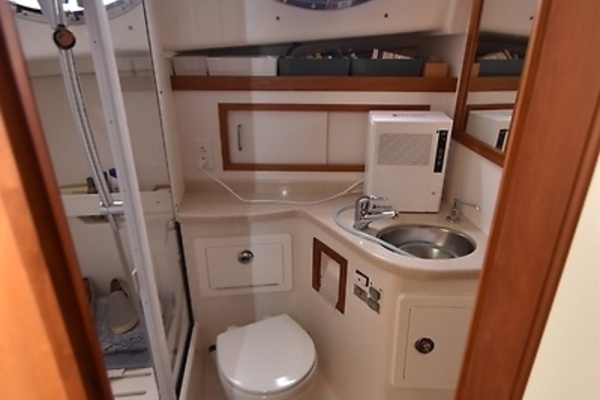 ORIENTE 37ft Back Cove Yacht For Sale