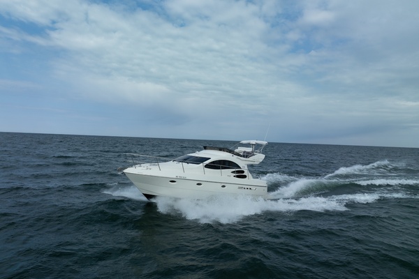 DONT PANIC 39ft Azimut Yacht For Sale