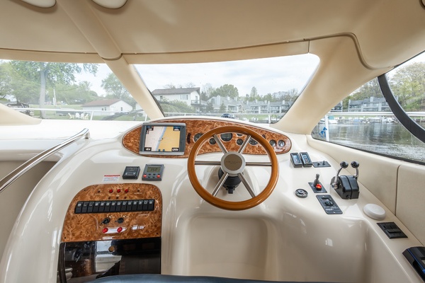 DONT PANIC 39ft Azimut Yacht For Sale