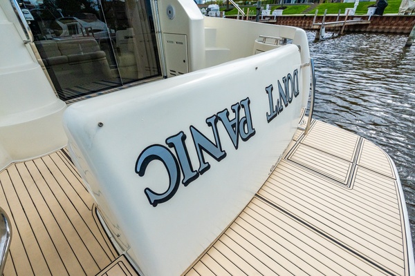 DONT PANIC 39ft Azimut Yacht For Sale