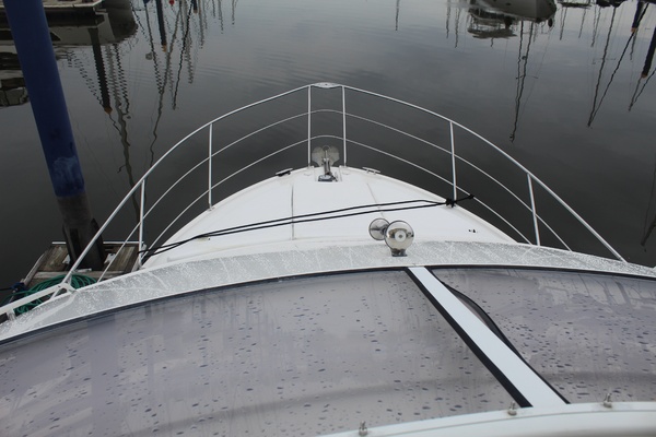 33ft Carver Yacht For Sale
