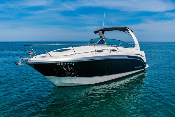 29ft Chaparral Yacht For Sale