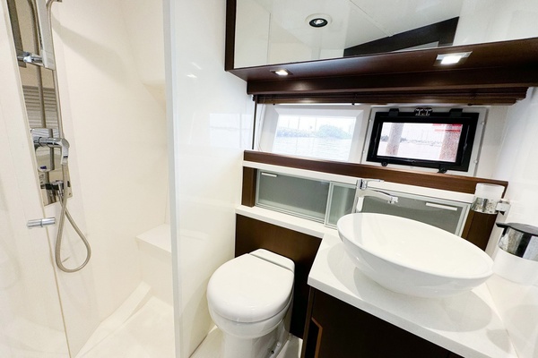 42ft Galeon Yacht For Sale