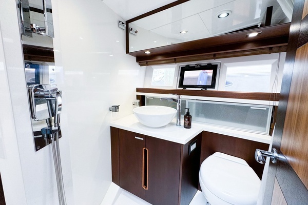 42ft Galeon Yacht For Sale