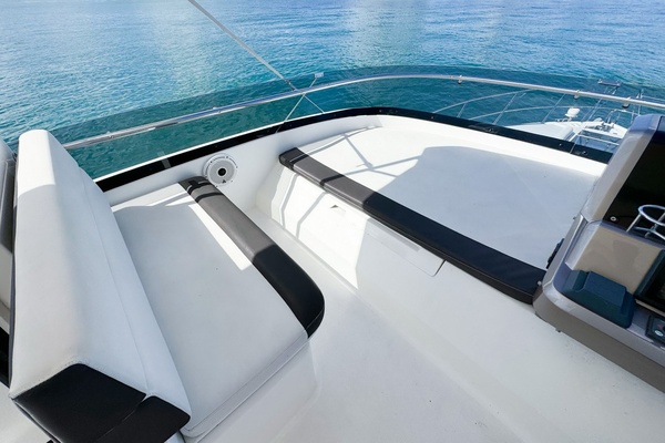 42ft Galeon Yacht For Sale