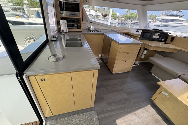 Ohana 44ft Fountaine Pajot Yacht For Sale