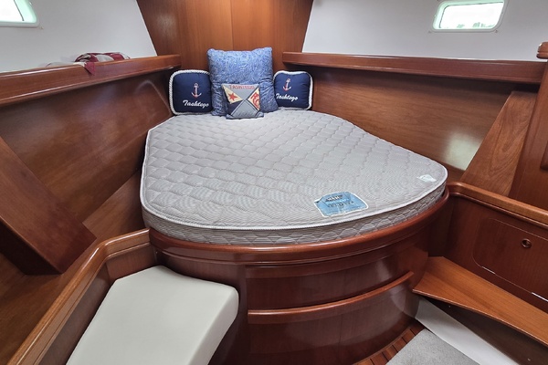 TASHTEGO 47ft Beneteau Yacht For Sale