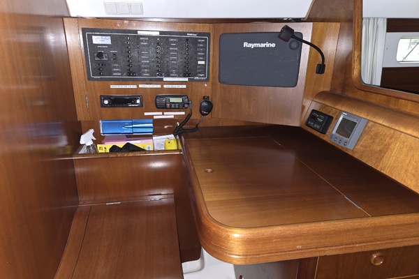 TASHTEGO 47ft Beneteau Yacht For Sale