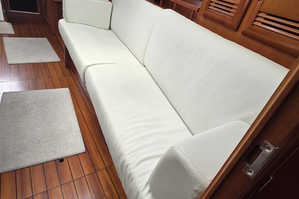 TASHTEGO 47ft Beneteau Yacht For Sale