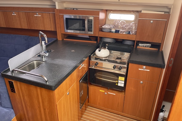 2014 Hanse 415 galley