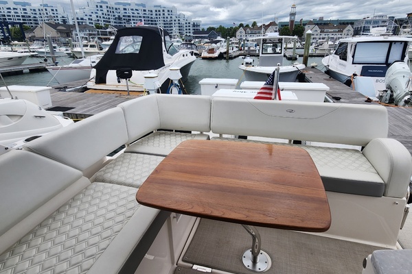 38ft Regal Yacht For Sale