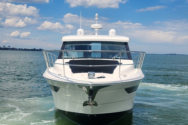 38ft Regal Yacht For Sale