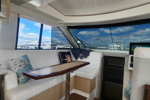 38ft Regal Yacht For Sale