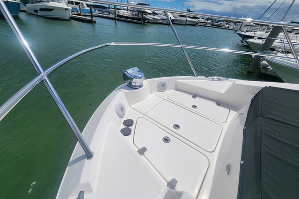 38ft Regal Yacht For Sale