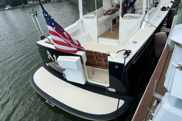 At Ease 34ft MJM Yacht For Sale