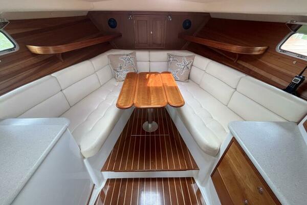 At Ease 34ft MJM Yacht For Sale