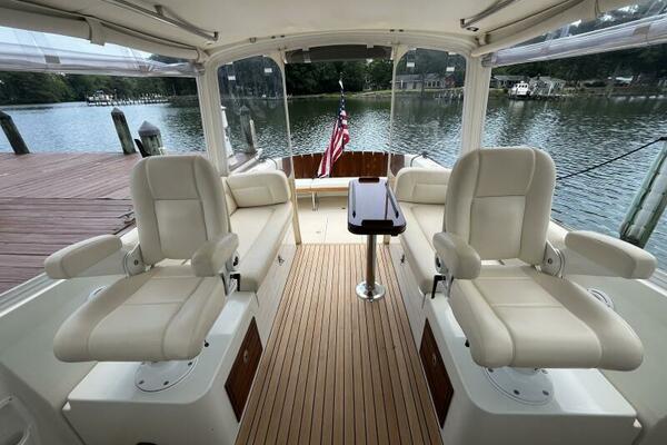 At Ease 34ft MJM Yacht For Sale