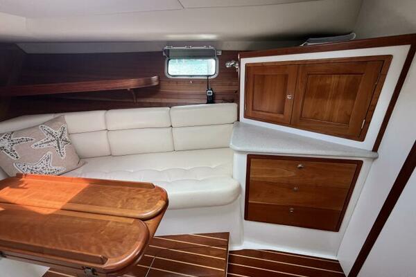 At Ease 34ft MJM Yacht For Sale