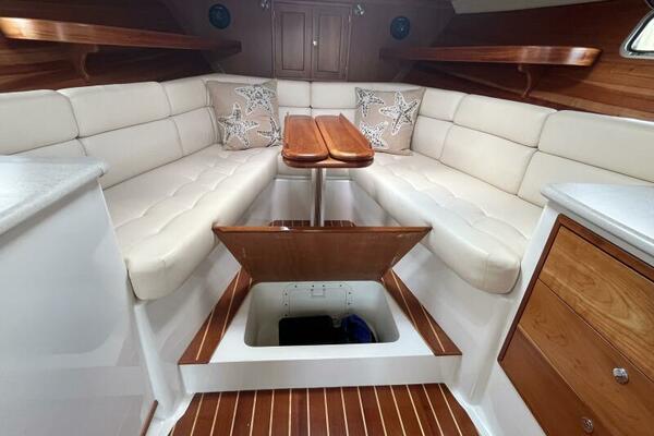At Ease 34ft MJM Yacht For Sale