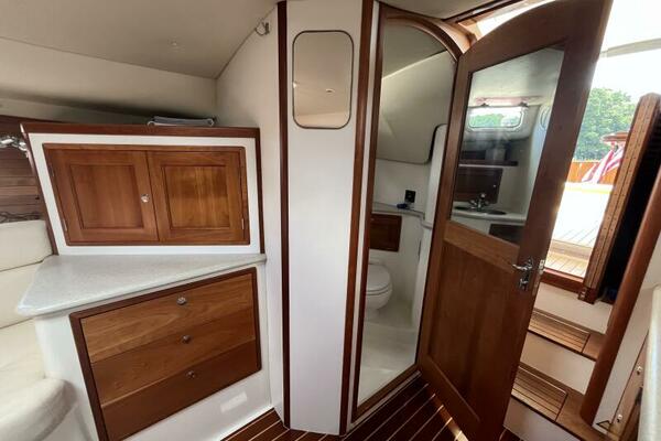 At Ease 34ft MJM Yacht For Sale
