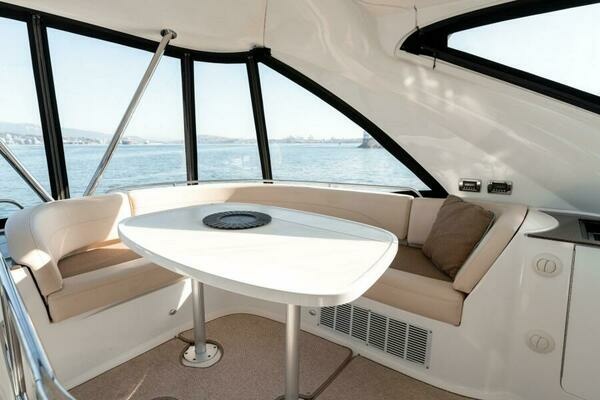 Meridian 441 Sedan Yacht For Sale