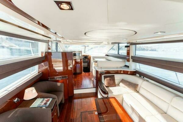 Meridian 441 Sedan Yacht For Sale